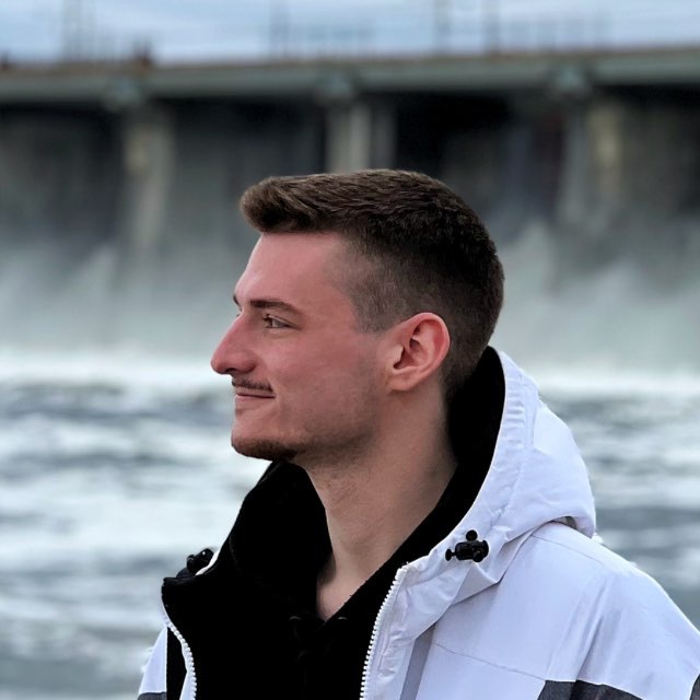             Волков Михаил Юрьевич
    